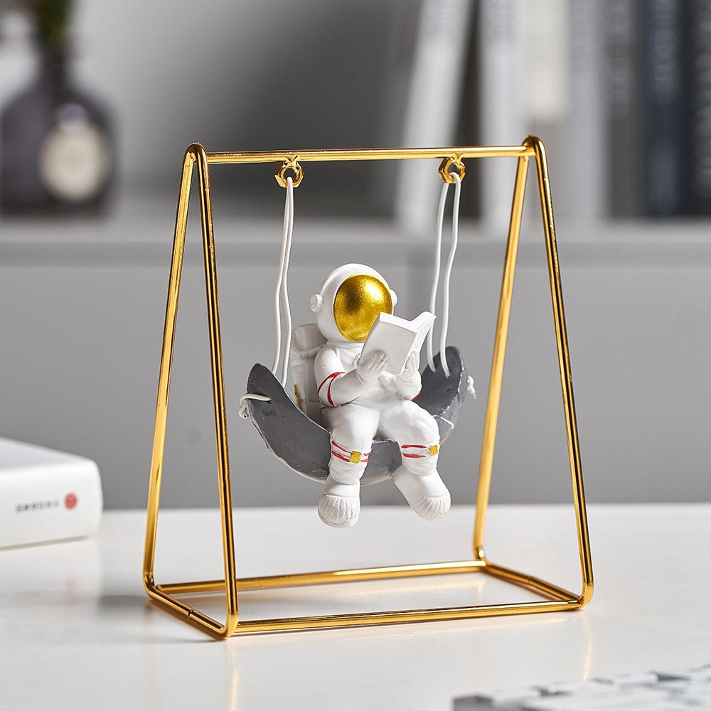 Arthia Designs - Swinging Astronaut Figurines - Review