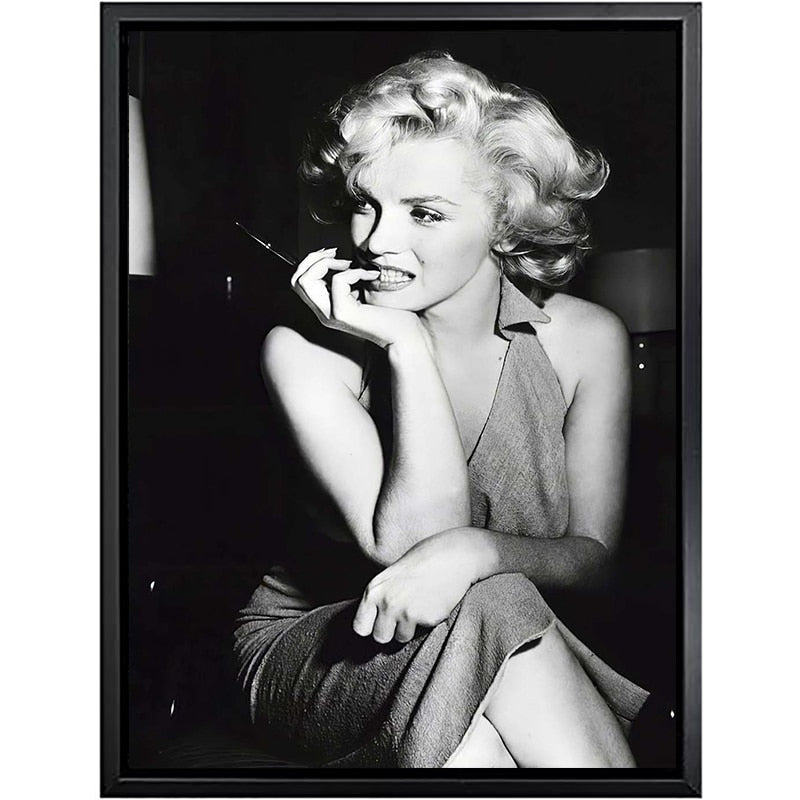 Arthia Designs - Vintage Black and White Marilyn Monroe Canvas Art - Review