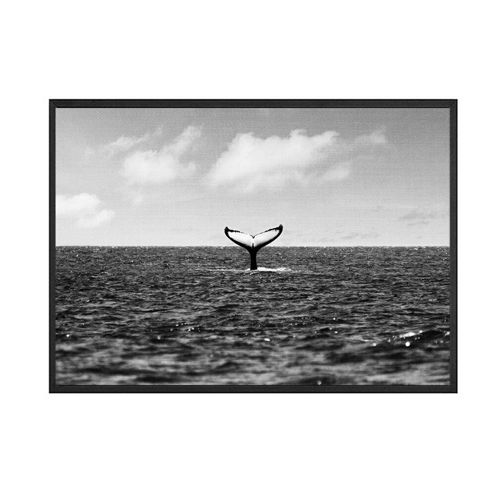 Arthia Designs - Black and White Beach View Canvas Art - Review