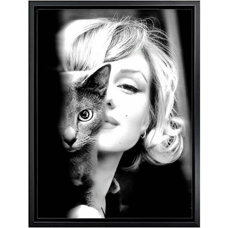 Arthia Designs - Vintage Black and White Marilyn Monroe Canvas Art - Review