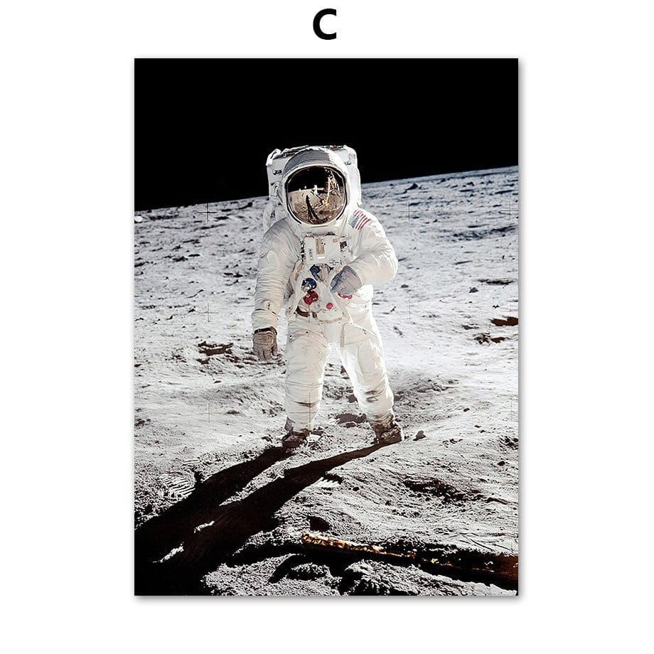 Arthia Designs - Astronaut Goes To Space Canvas Art - Review