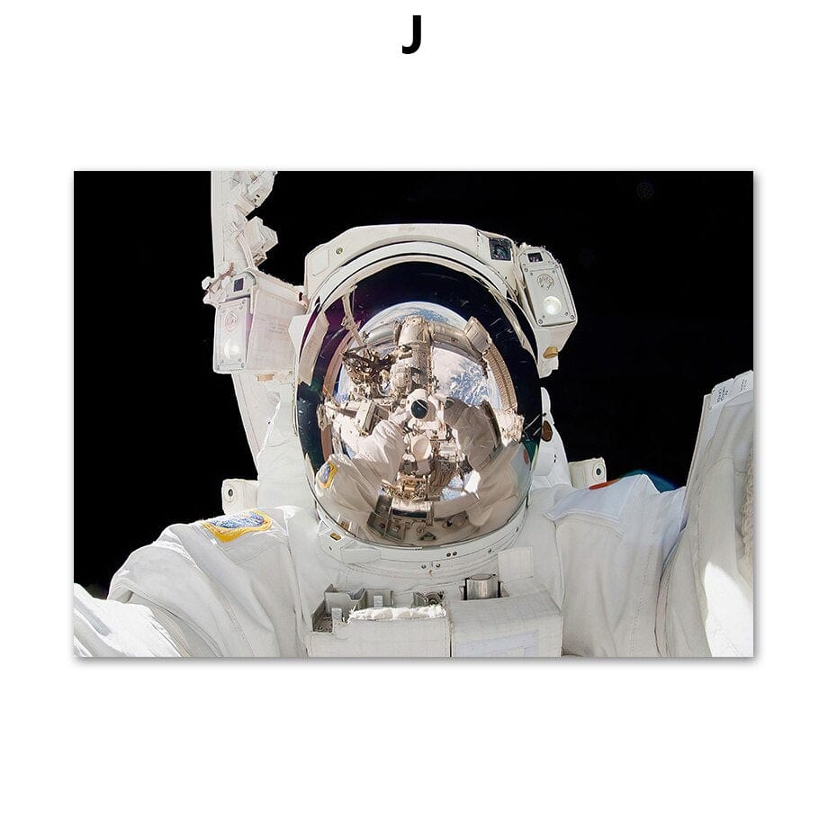 Arthia Designs - Astronaut Goes To Space Canvas Art - Review