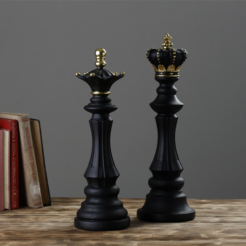 Arthia Designs - Resin Chess Statue Figurines - Review