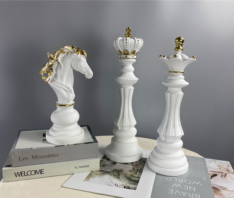 Arthia Designs - Resin Chess Statue Figurines - Review