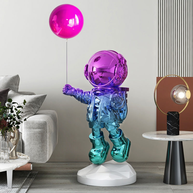 Arthia Designs - Balloon Astronaut Statue - Review