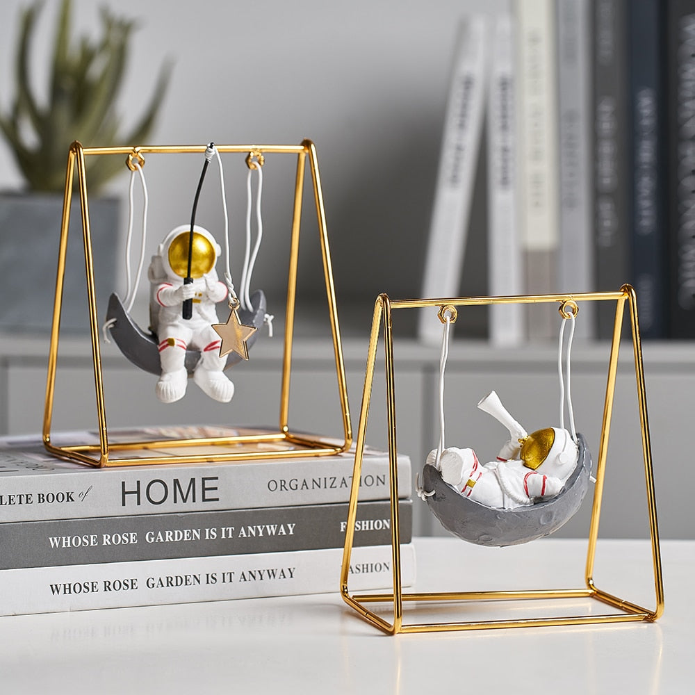 Arthia Designs - Swinging Astronaut Figurines - Review