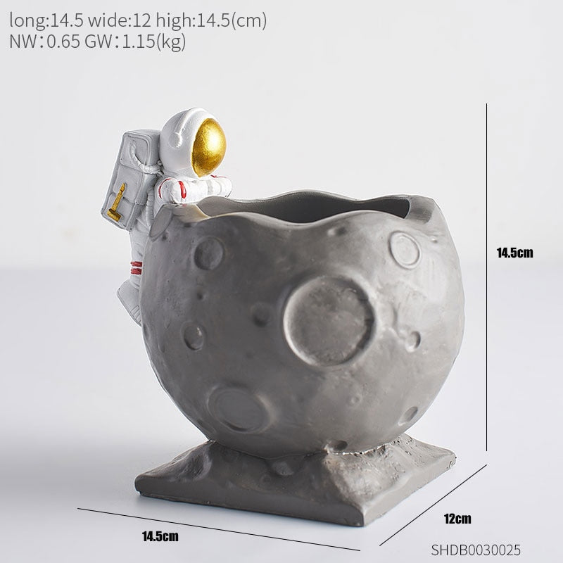 Arthia Designs - Moon Astronaut Pen Holder - Review