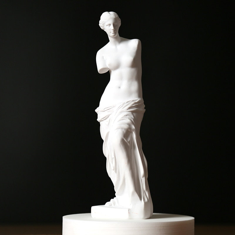 Arthia Designs - Broken Arm Venus Sculpture - Review