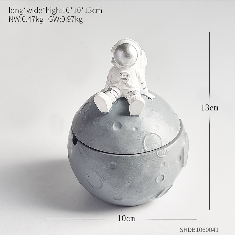 Arthia Designs - Moon Astronaut Pen Holder - Review