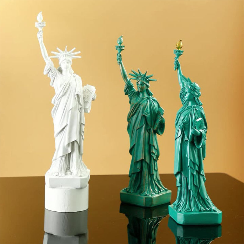 Arthia Designs - Mini Statue Of Liberty Figurine - Review