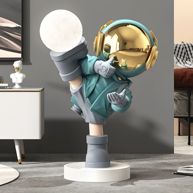 Arthia Designs - Astronaut Kicking Moon Statue - Review