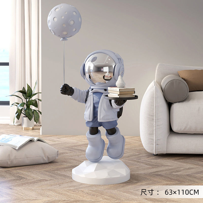 Arthia Designs - Balloon Astronaut Statue - Review