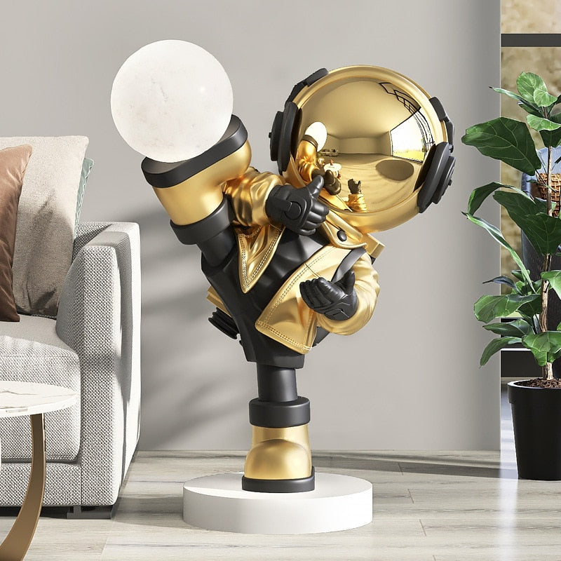 Arthia Designs - Astronaut Kicking Moon Statue - Review