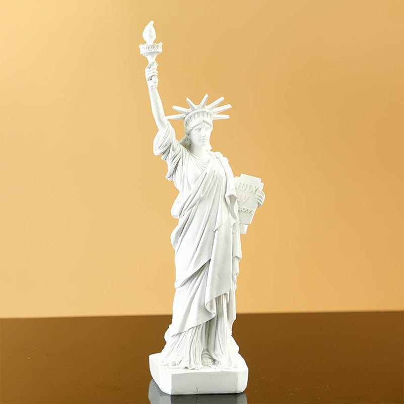 Arthia Designs - Mini Statue Of Liberty Figurine - Review